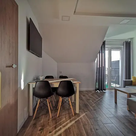 Проживание в семье Widokowy *