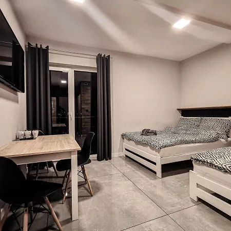 Widokowy Проживание в семье Шавница